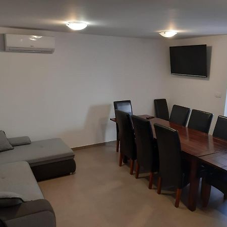 Ana Apartment Sveti Filip i Jakov Exterior photo