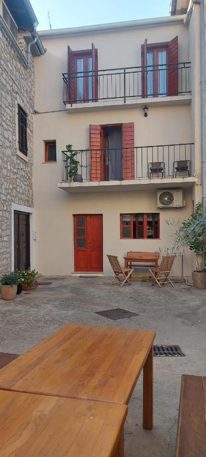 Ana Apartment Sveti Filip i Jakov Exterior photo