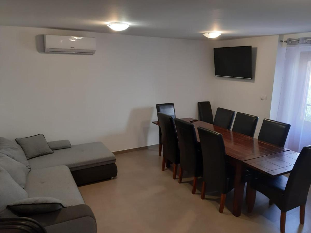 Ana Apartment Sveti Filip i Jakov Exterior photo
